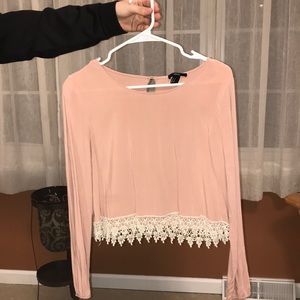 Light pink, Top